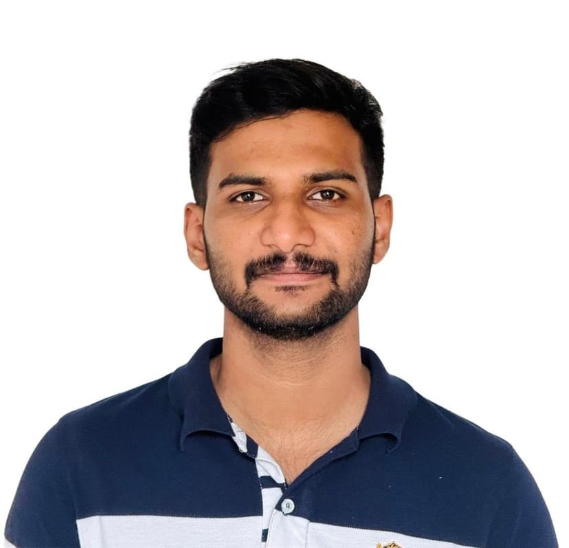team.member.3.name